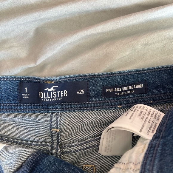 Hollister shorts - Picture 3 of 3